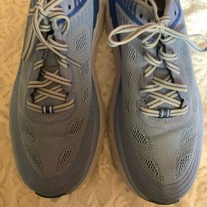 Hoka women shoes